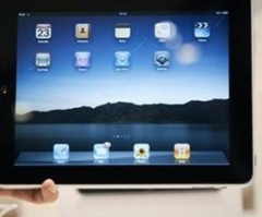 iPad Scam: Woman Tricked Into Purchasing a Wooden Tablet for $180
