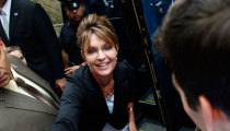 Poll: Palin Gaining on Obama