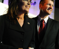 Sarah Palin Describes Presidential Decision as 'Prayerful'
