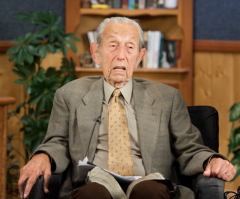 Harold Camping Oct. 21 Rapture: Preacher Takes 'Engineer' Approach to Reading Bible