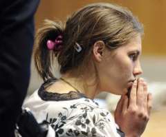 Amanda Knox Latest News: Letters Expose 'Torture' and Manicures in Prison