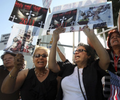 Egypt's Christians Protest Military Rule: Coptics Fear Further Marginalization After Elections