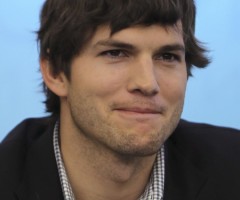 Ashton Kutcher Twitter Comment on Joe Paterno, Penn State Sparks Outrage