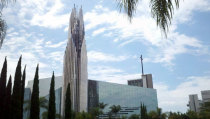 Crystal Cathedral Bankruptcy: Why Are Worshipers So Attached to a Building?