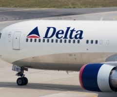 Muslim Men Booted From Delta Flight Sue for 'Discrimination'