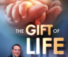 Huckabee Praises 'The Gift of Life' for Its Powerful Effect on Perry, Viewers