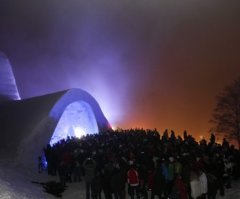 'God's Igloo' Snow Church Opens in Germany (VIDEO)