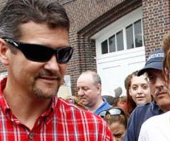 Todd Palin Endorses Newt Gingrich for President
