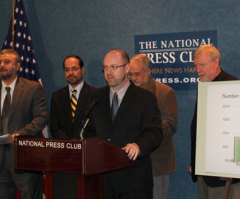 Muslim Community in America 'Increasing Dramatically,' Says Researcher