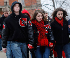 Chardon High School Resumes Classes After Deadly Shootings
