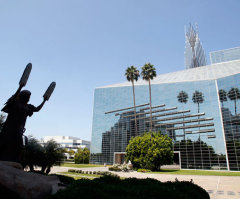 Crystal Cathedral Treading Water? Family Members Fired, 'Hour of Power' Goes to Reruns