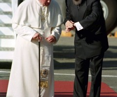 Dissidents Occupy Cuban Church Ahead of Pope Meeting With Castro
