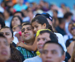 Mexican Immigration to US Drops Sharply, Study Reveals