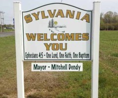 Small Ala. Town to Keep Bible Verses on Welcome Signs