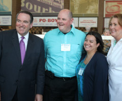 Huckabee Praises God for Answering His Prayer at Seminary Luncheon