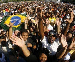 Evangelical Population Explodes in Brazil as Catholic Church Shows Signs of Decline