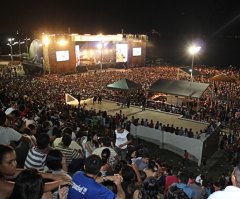 Over 650,000 Gather at Evangelistic Crusade in Brazil, 11,000 Commit Lives to Christ