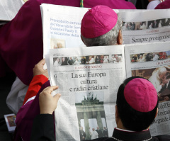 Vatican Paper Speaks Highly of Latest James Bond Film