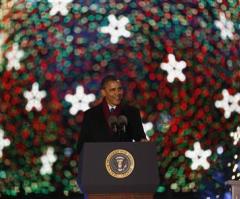 Obama Lights up National Christmas Tree, Reflects on Sandy Hardships