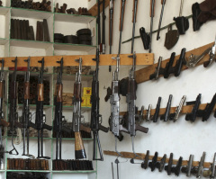 Texas Pastor Holds Class on Concealed Carry at Church