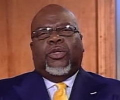 TD Jakes on Conn. School Shootings: 'We Are Our Brother's Keeper'