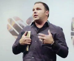 Mark Driscoll Rebuked for 'Judging' Obama's Faith With Controversial Twitter Post