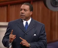 Creflo Dollar Charges for Beating Daughter Dropped after Anger Management Classes