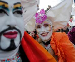 Pro-Gay Marriage Rally in France Draws Over 100,000 Days Before Crucial Debate