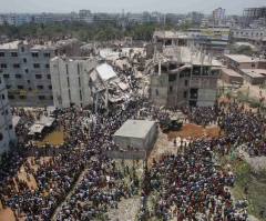Bangladesh Death Toll Climbs to 380; Crowds Want Building Owner Punished