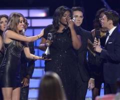 'Powerhouse' Soul Singer Candice Glover Wins 'American Idol'
