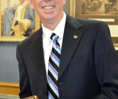 Paying Pastors Is 'Church Welfare,' Says Christian Historian David Barton